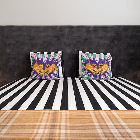 Bright & Sunny Stylish Apt With 2Bdr And 2Bth 소피아 외부 사진
