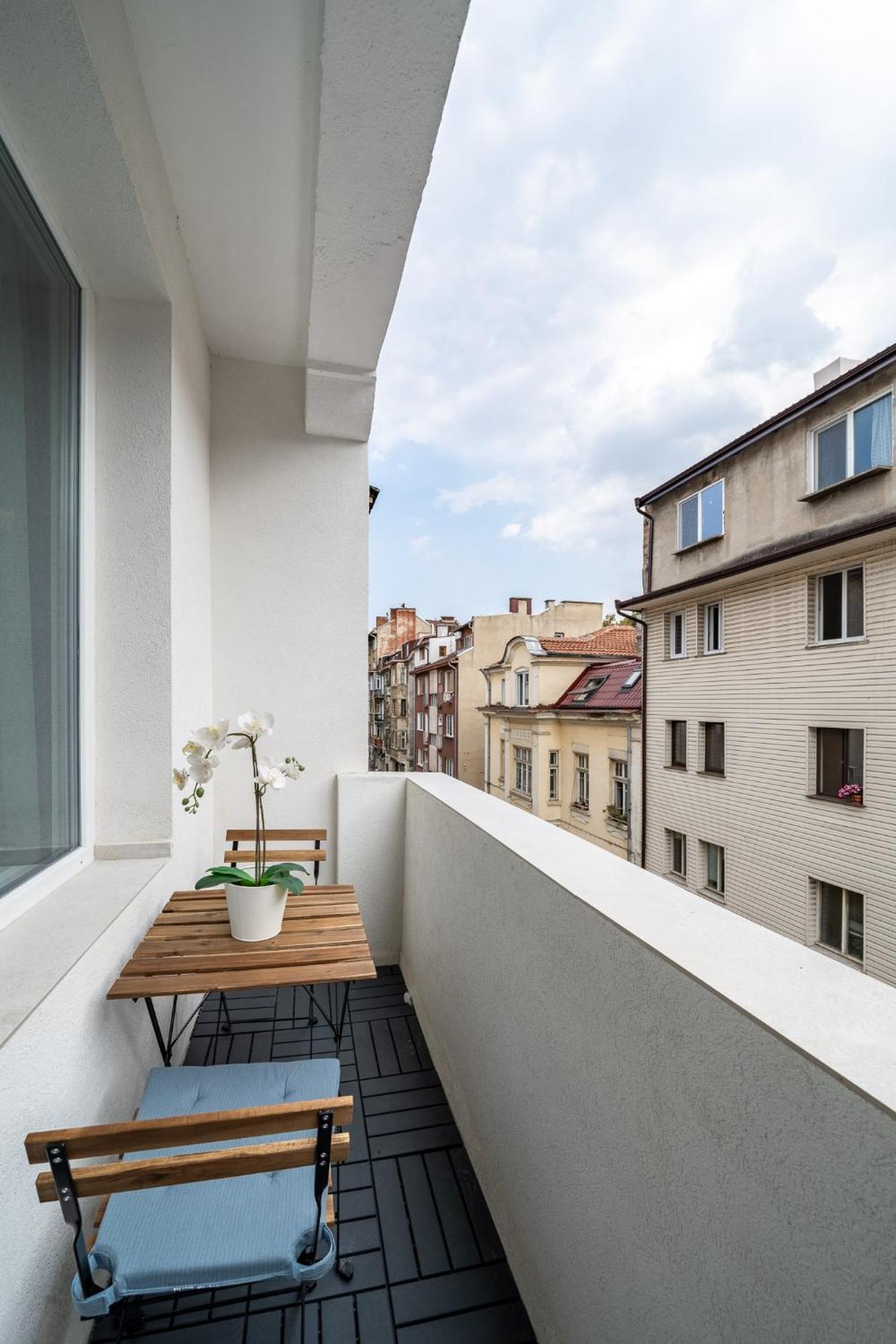 Bright & Sunny Stylish Apt With 2Bdr And 2Bth 소피아 외부 사진