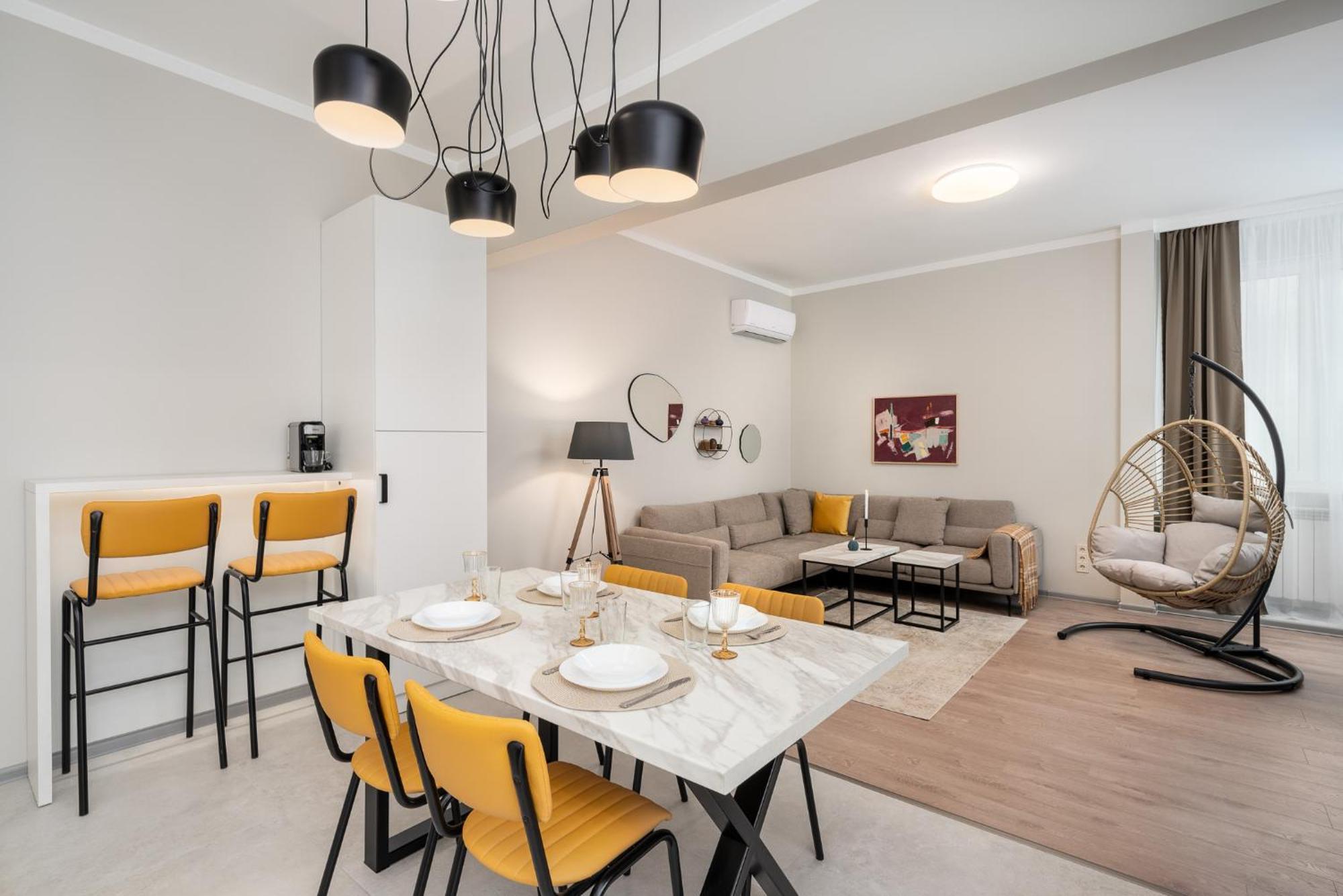 Bright & Sunny Stylish Apt With 2Bdr And 2Bth 소피아 외부 사진